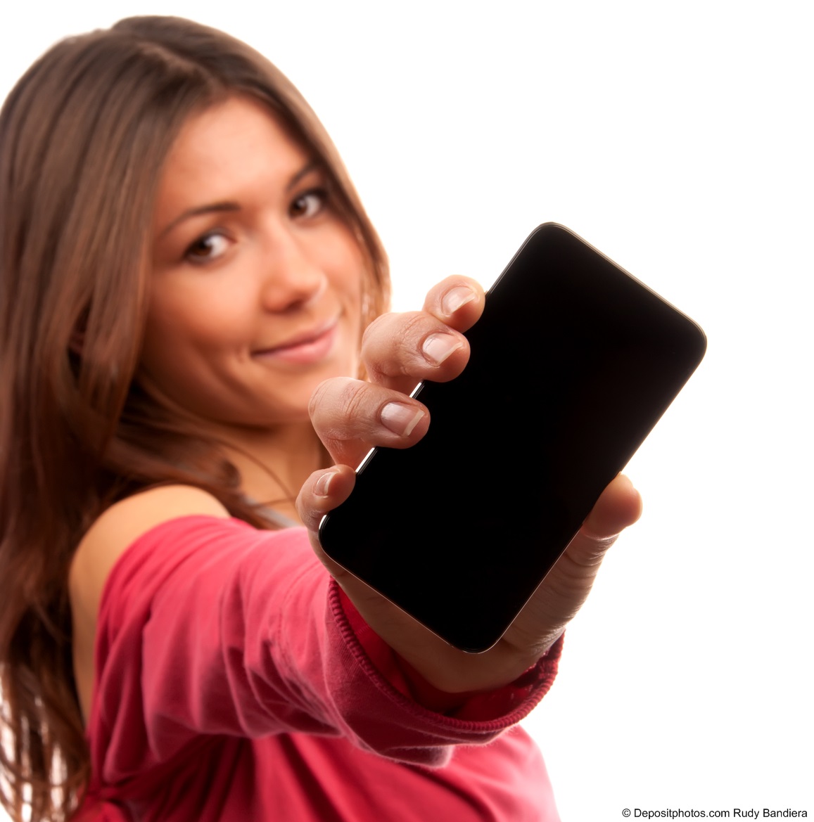 donna mostrando il display del telefono cellulare mobile touch