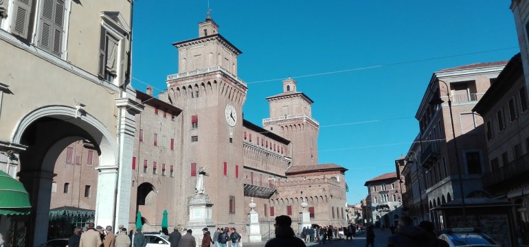 castello estense ferrara rudy bandiera