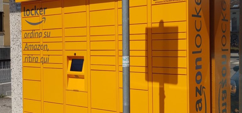amazon locker ferrara