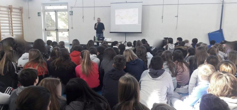 Se vuoi vedere il futuro, parla con un sedicenne rudy bandiera scuola educazione civica digitale