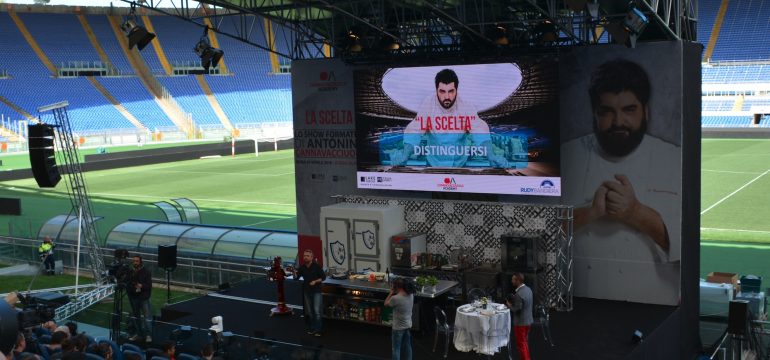 rudy bandiera con cannavacciuolo allo stadio olimpico roma