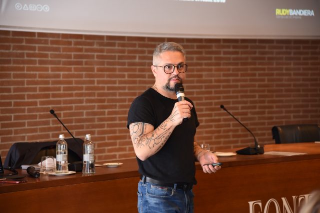 I migliori affari si fanno a tavola