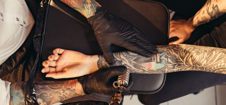 Abbiamo ancora pregiudizi sui tatuaggi?